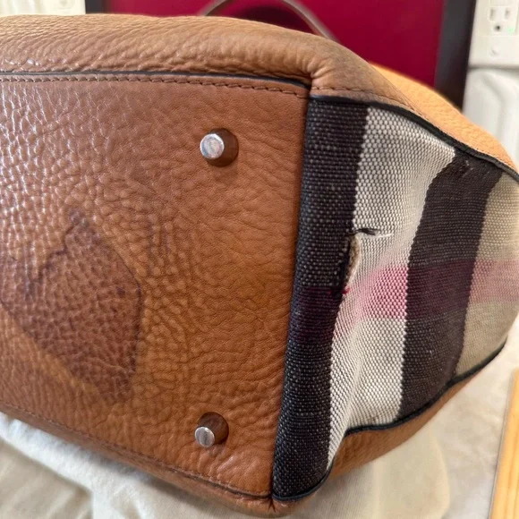 Burberry Maidstone Tote Tan Leather Shoulder Bag - Picture 15 of 16